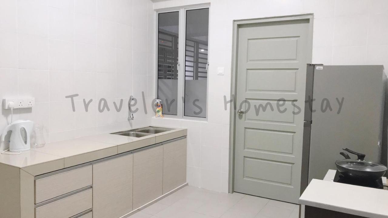 Traveler'S Homestay 旅人窝@ The Venus Sitiawan Kampong Lumut Kiri エクステリア 写真