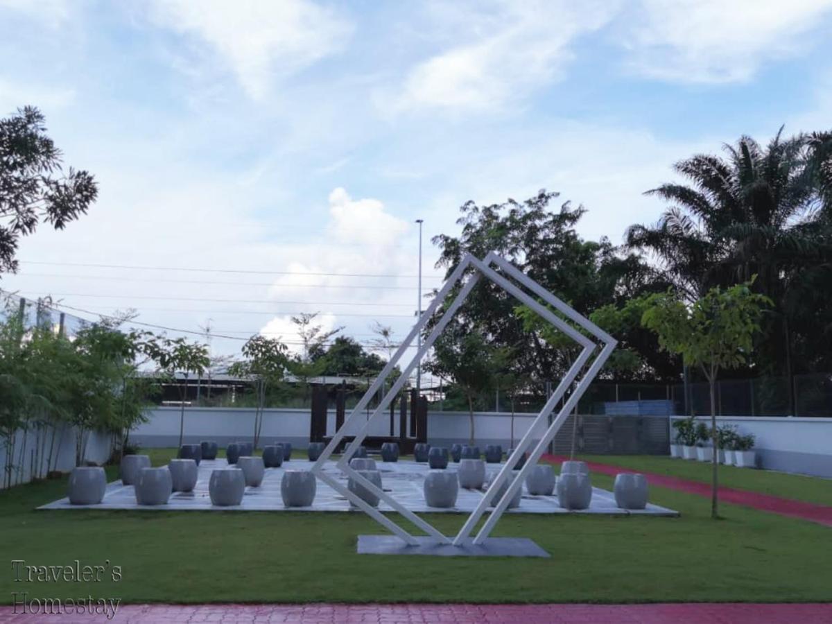 Traveler'S Homestay 旅人窝@ The Venus Sitiawan Kampong Lumut Kiri エクステリア 写真