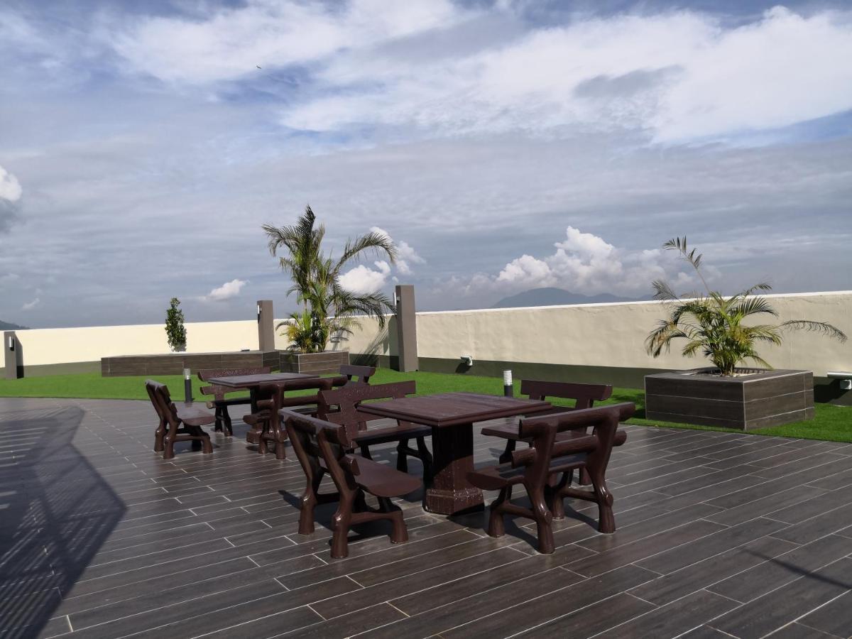 Traveler'S Homestay 旅人窝@ The Venus Sitiawan Kampong Lumut Kiri エクステリア 写真